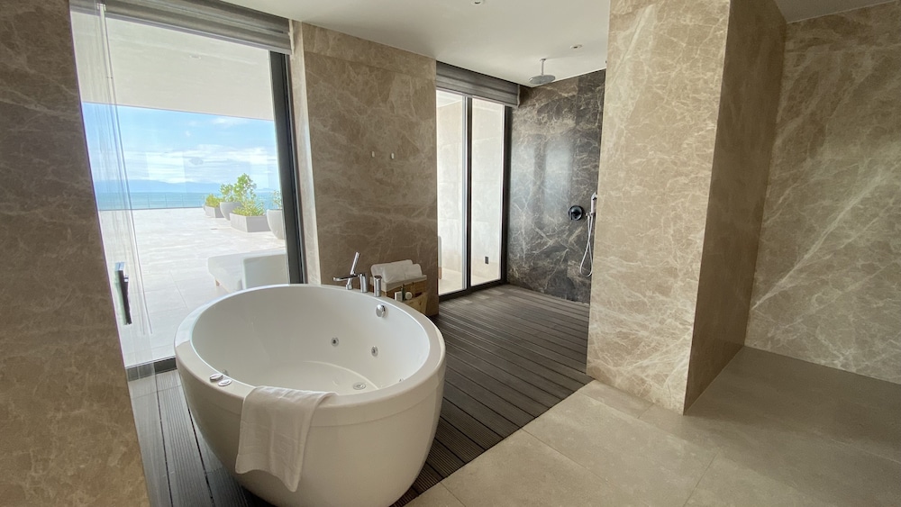 Secrets Bahia Mita Surf and Spa Resort 13/74