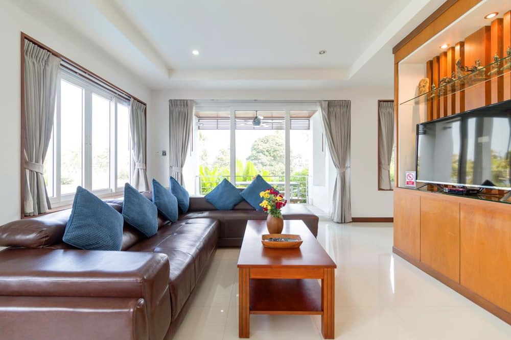 Surisa Seaview Pool Villas 24/38