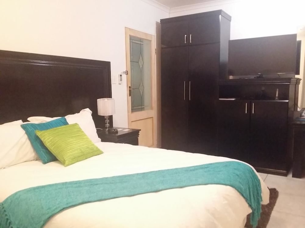 Alicia's B&B 7/19