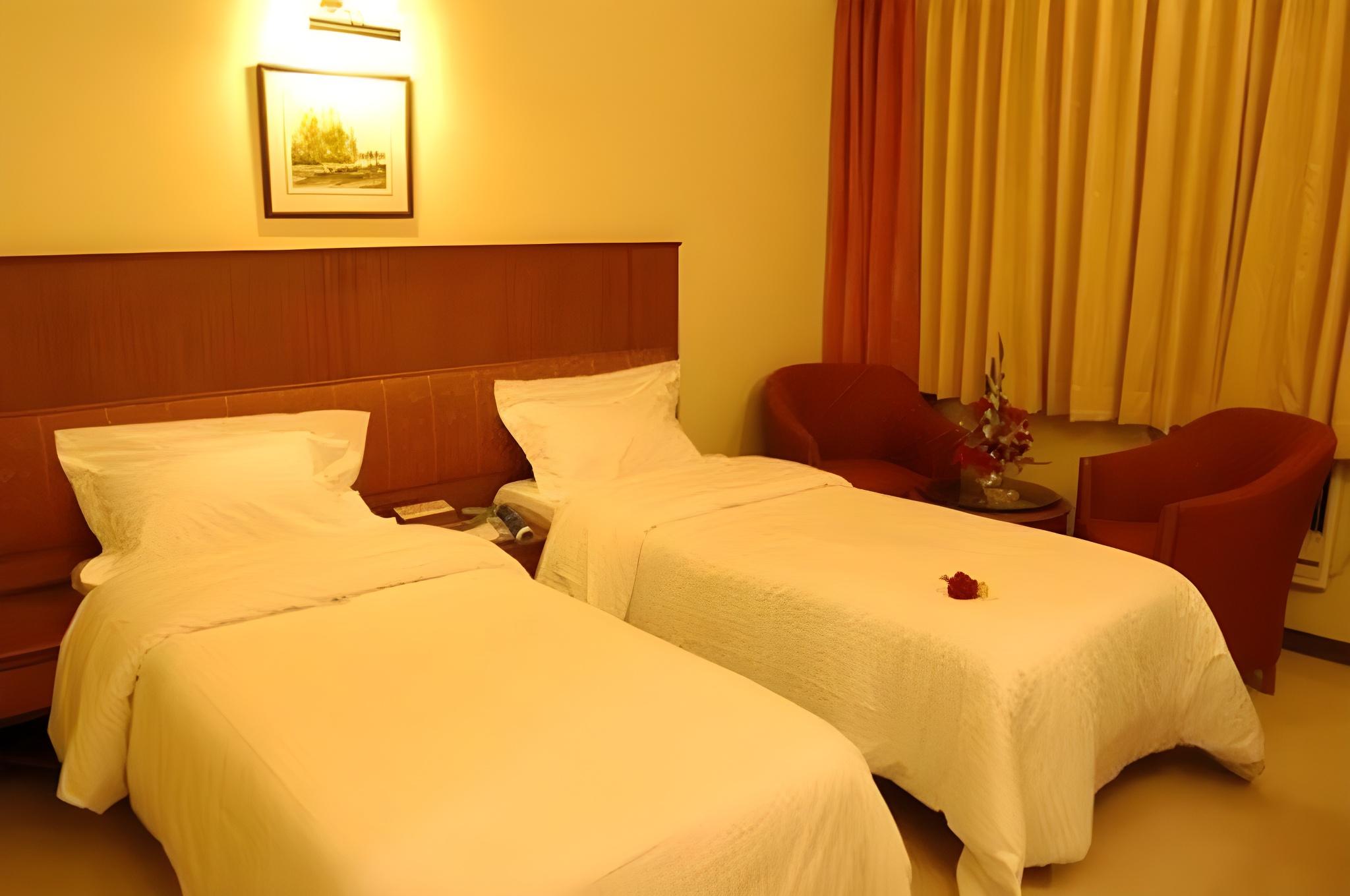 Hotel Solitaires