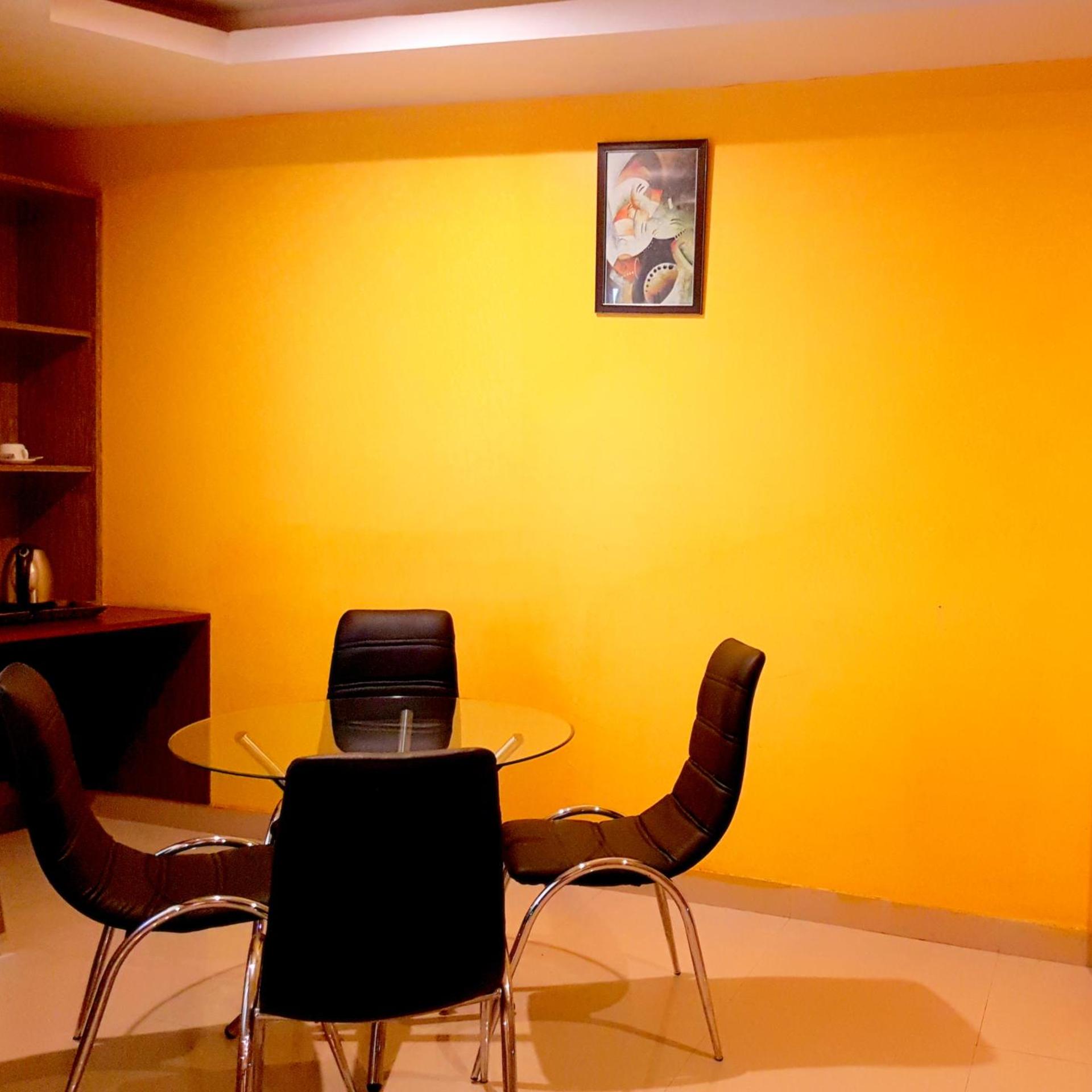 Oyo Premium Nayapalli Irc Village 62/72