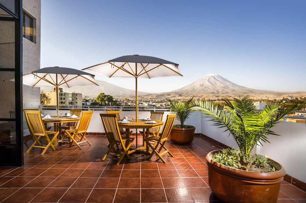 NATURA INN HOTEL 25/33