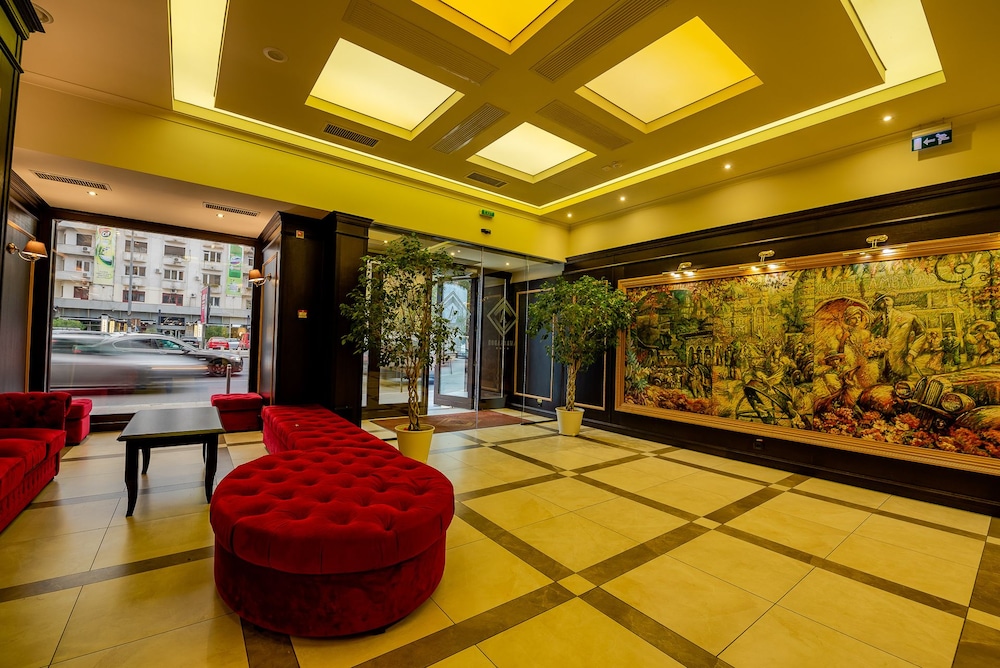 Ambasador Hotel 54/76