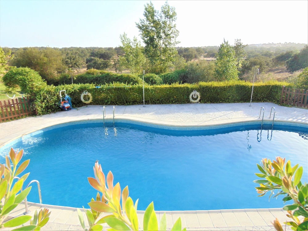 Hospedium Valles de Gredos Golf 22/50