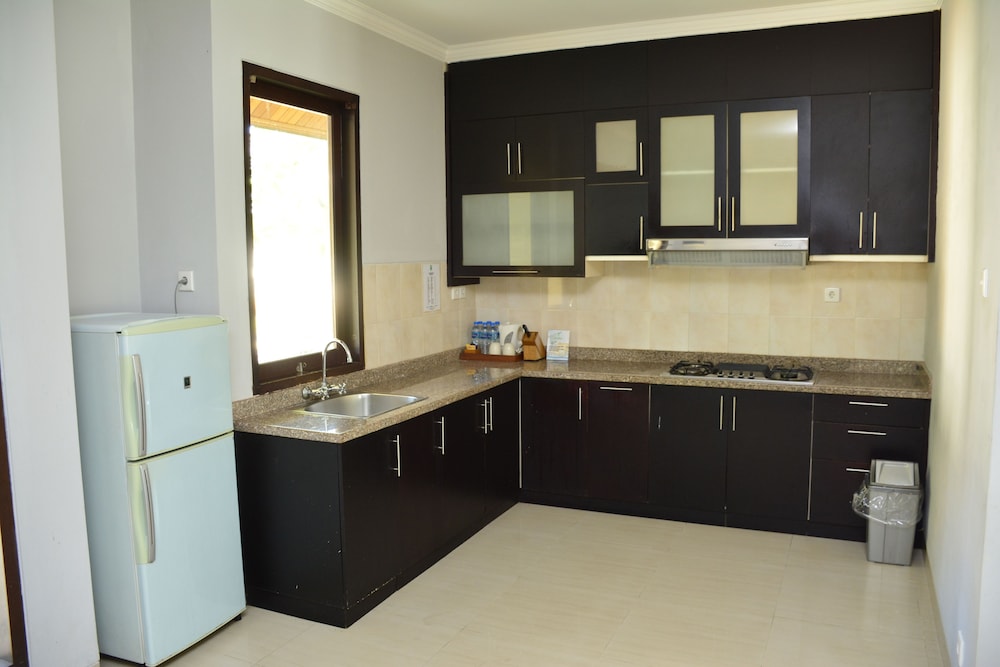 Town House Bukit Damai Indah Hotel and Residence 5/49
