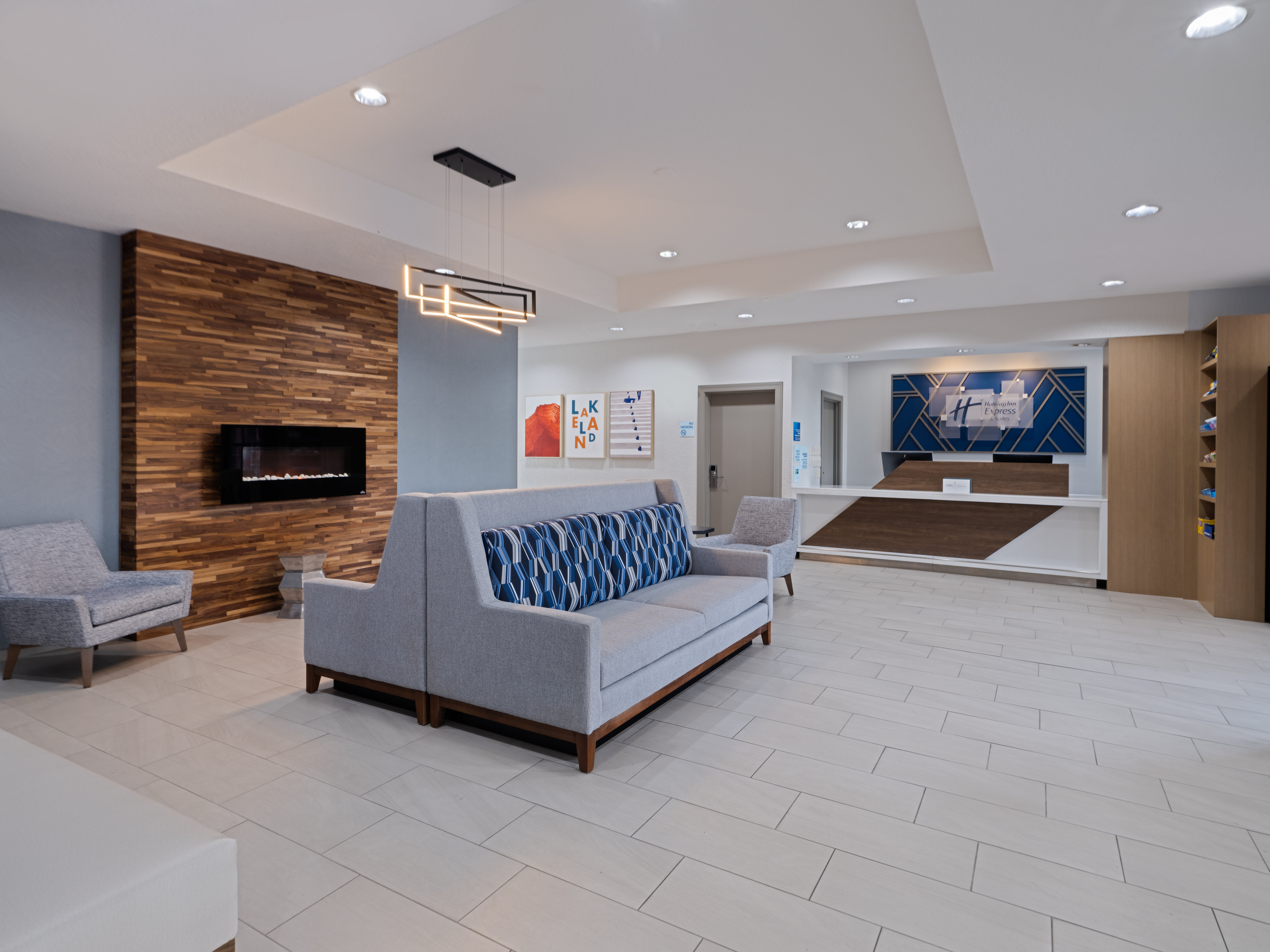 Holiday Inn Express Hotel And Suites Lakeland North I 4 29/46