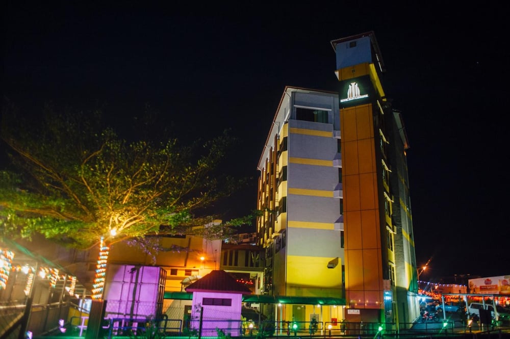 Hotel Darul Makmur 7/61