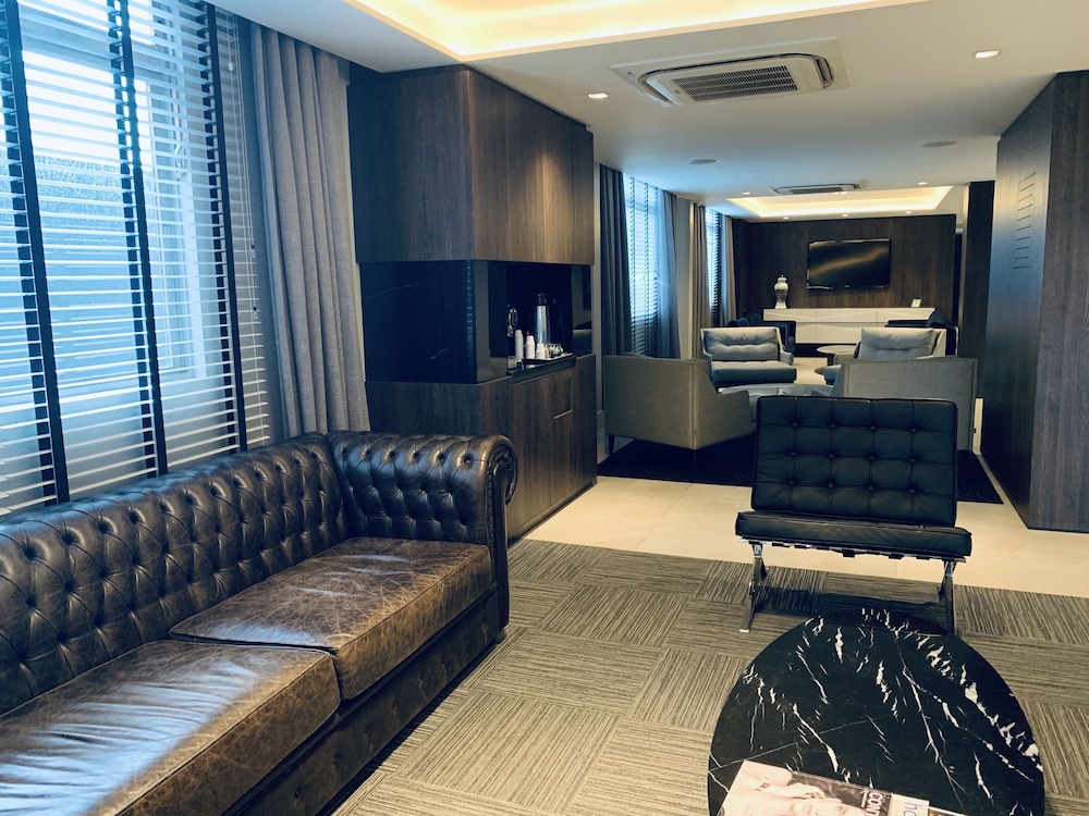 HOTEL KENNEDY 19/51