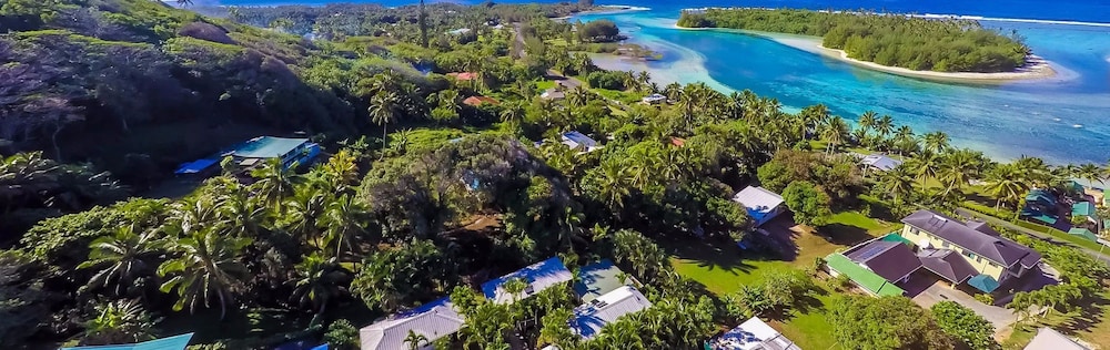 Muri Lagoon View Bungalows 12/17