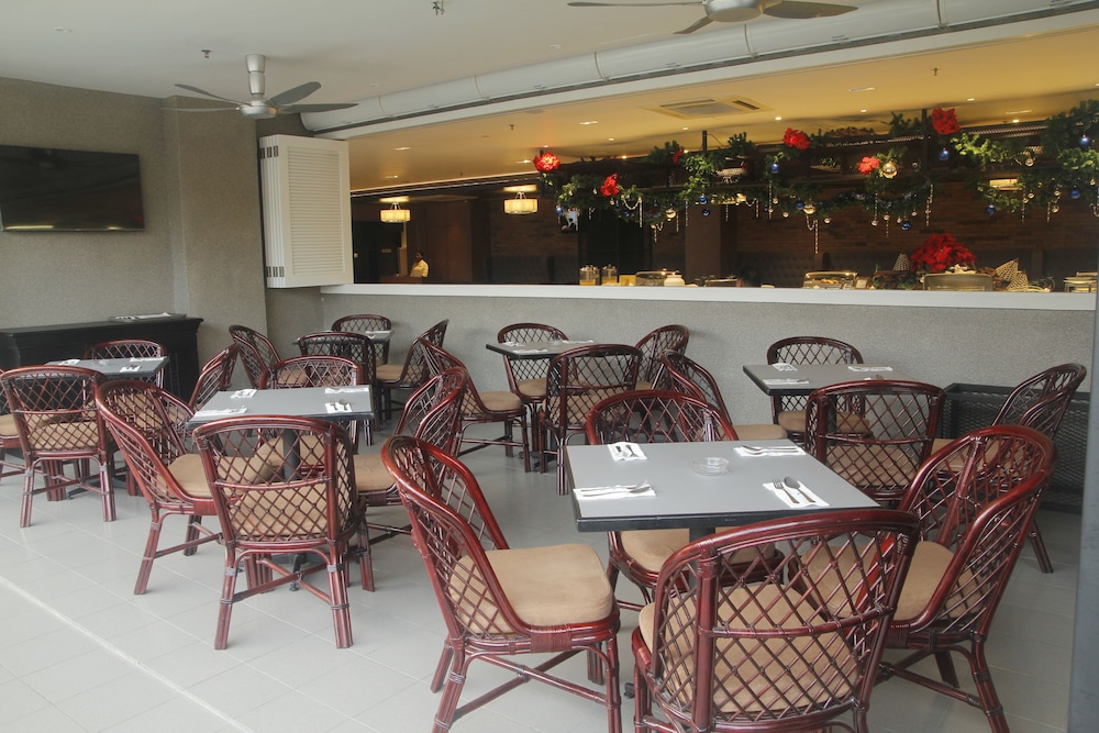 Hotel Excelsior Ipoh 25/33