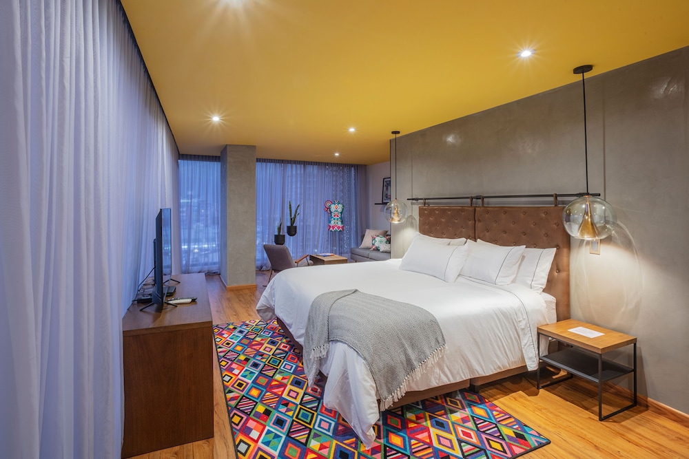 Hotel V1501 5/24