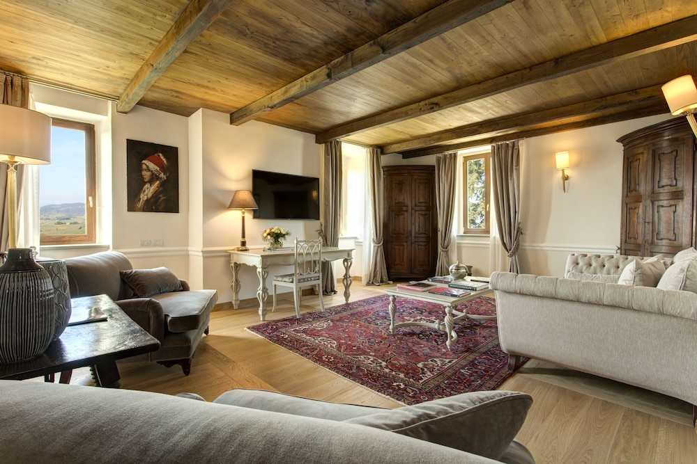 VILLA LE CALVANE 25/50
