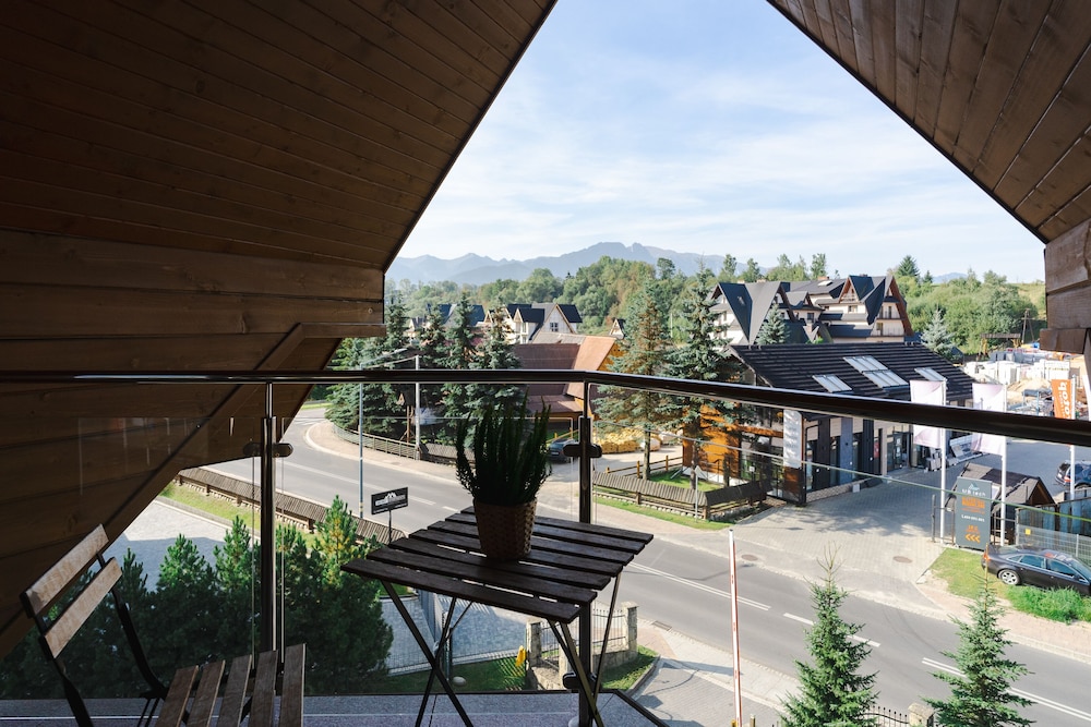 Harenda Residence 35/42