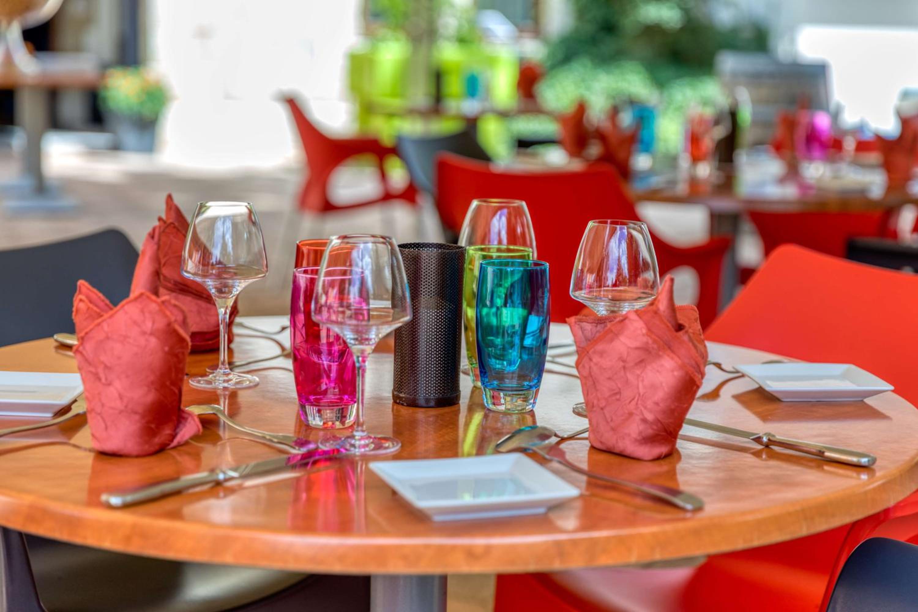 restaurant cafeteria