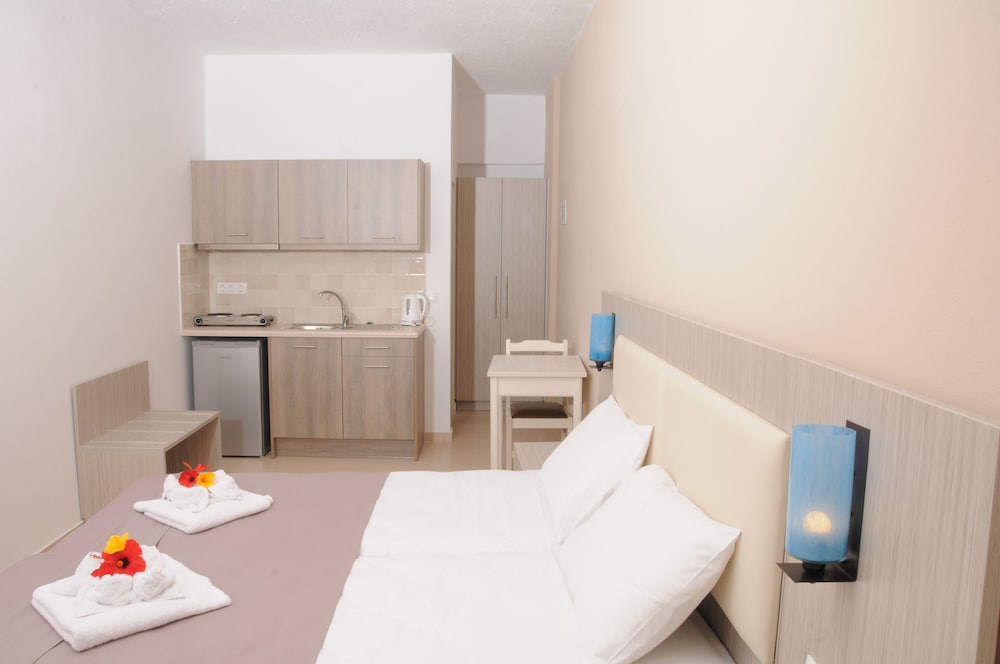 Mastorakis Hotel 40/69