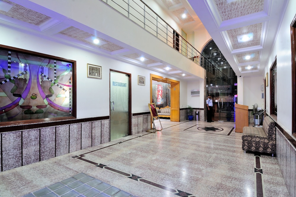 lobby