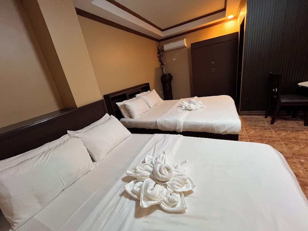 Rossa Hotel 23/50