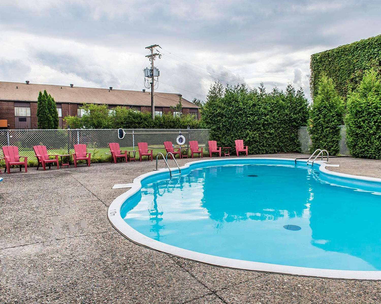 Quality Inn & Suites Gatineau 30/42
