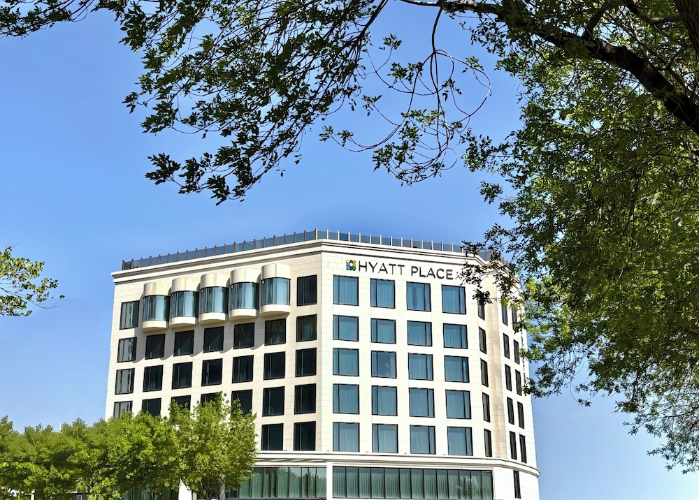 Huidong Business Hotel 3/50