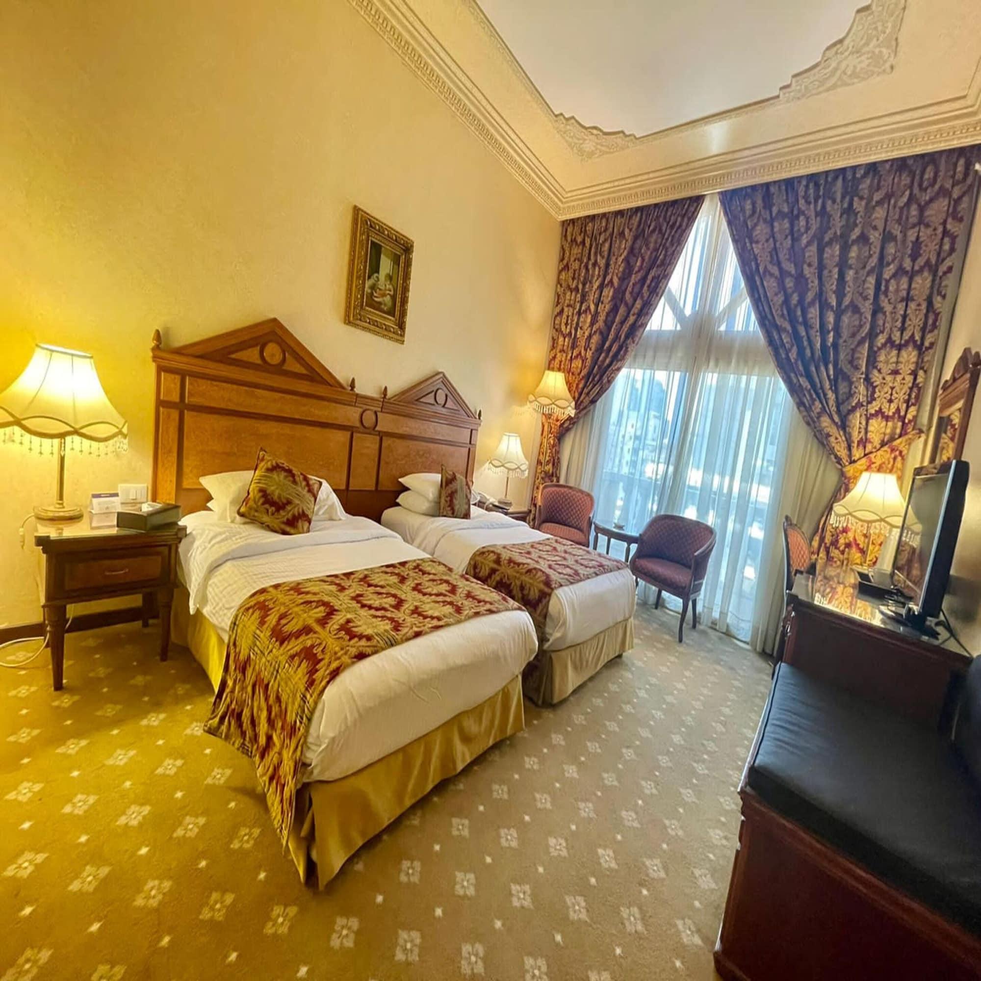 Deluxe Twin Room: