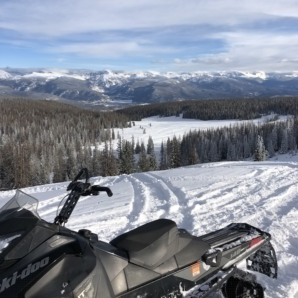 Spirit Lake Lodge and Snowmobile Rentals 36/63