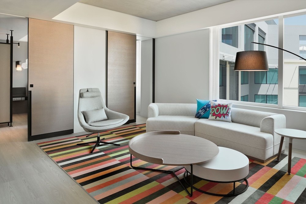 Aloft Muscat 27/47