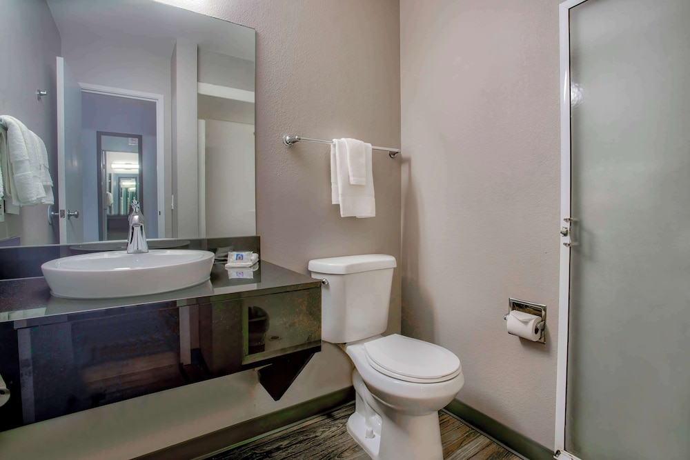 Motel6 Richland, WA - Kennewick 51/54