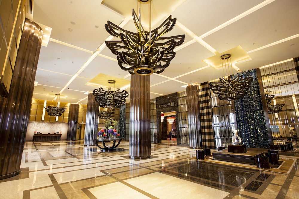 Lobby at City of Dreams Nuwa Manila, PARANAQUE