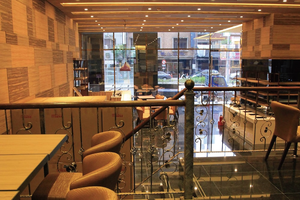 CAPITAL HOTEL SONGSHAN 22/35