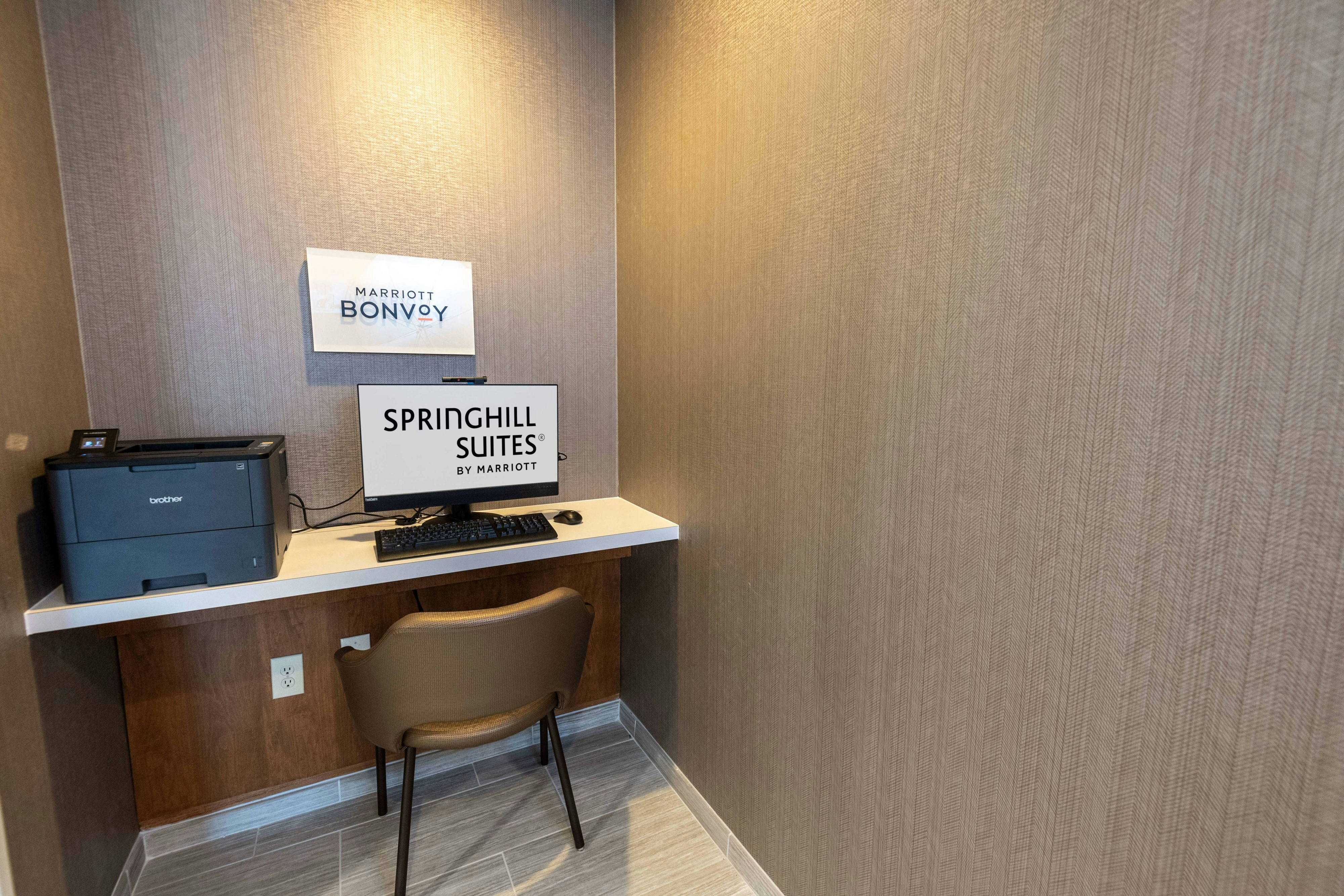 Springhill Suites by Marriott Columbus Airport Gahanna 32/36
