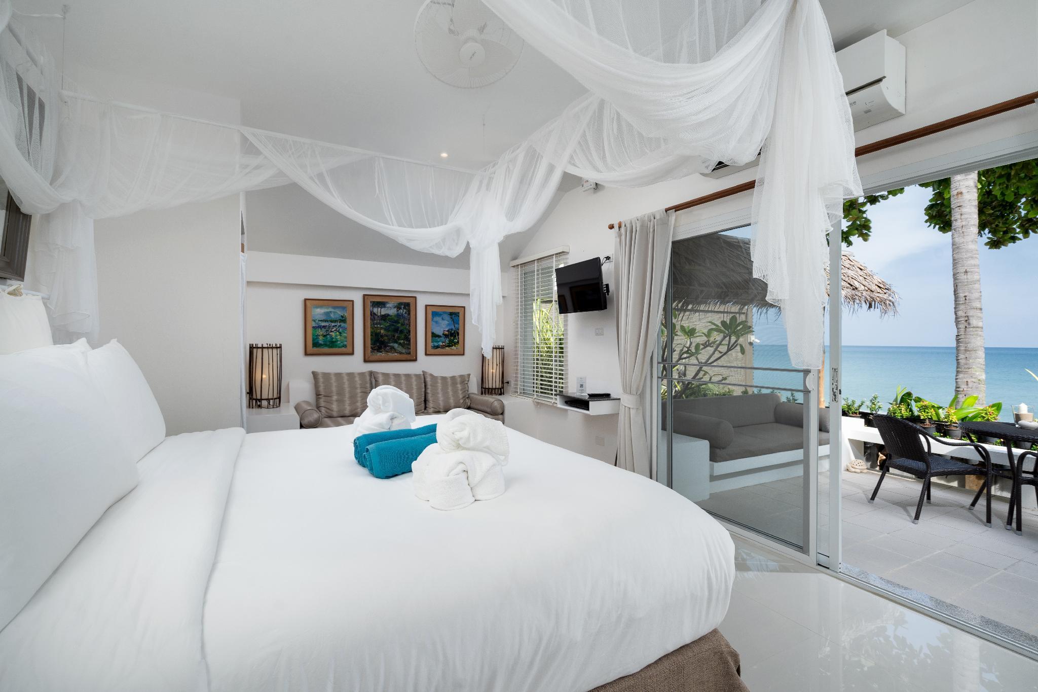 Room, Sea Front