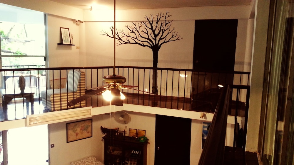 Hostel 16 5/72