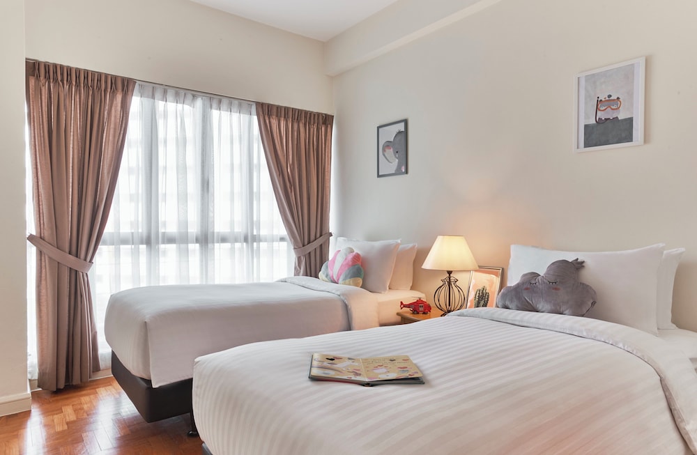 3 Bedrooms, Apartment, Single Bed, 2 Queen Beds, Village Residence Hougang 11/19