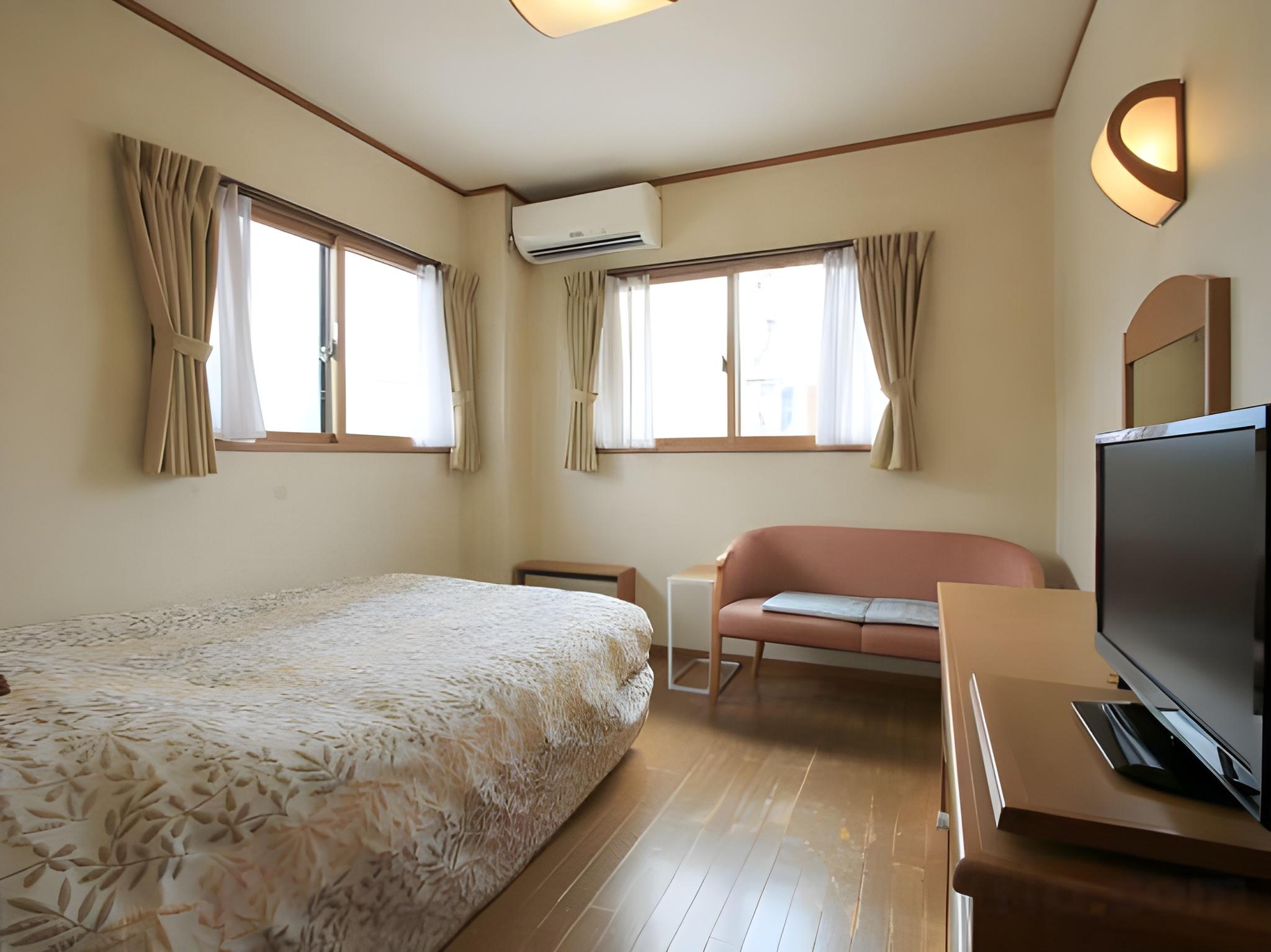 Room, Double Bed, Mountain View