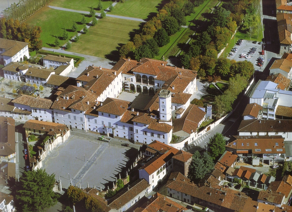 Ih Hotels Milano Parco Borromeo Cesano Maderno 46/50