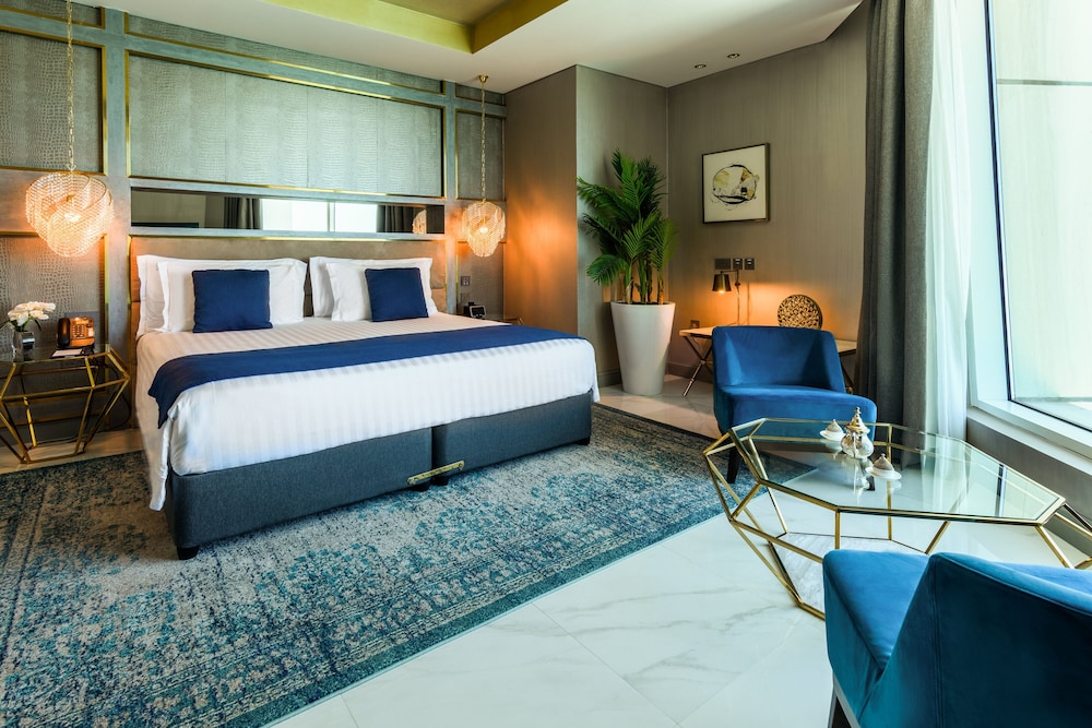 Centara West Bay Hotel and Residences Doha 21/78