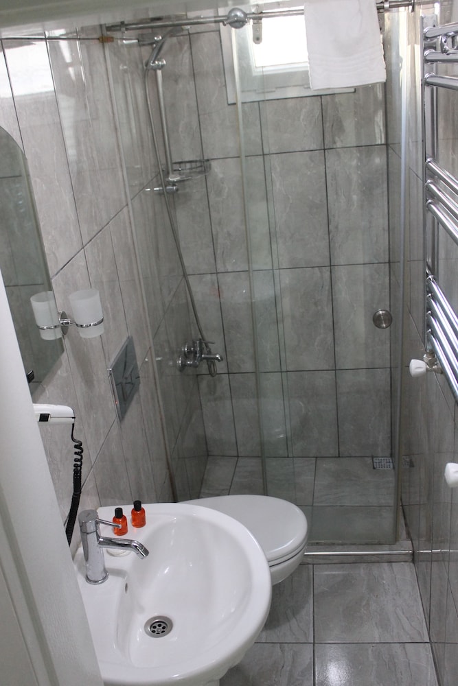 Element Suites 58/65