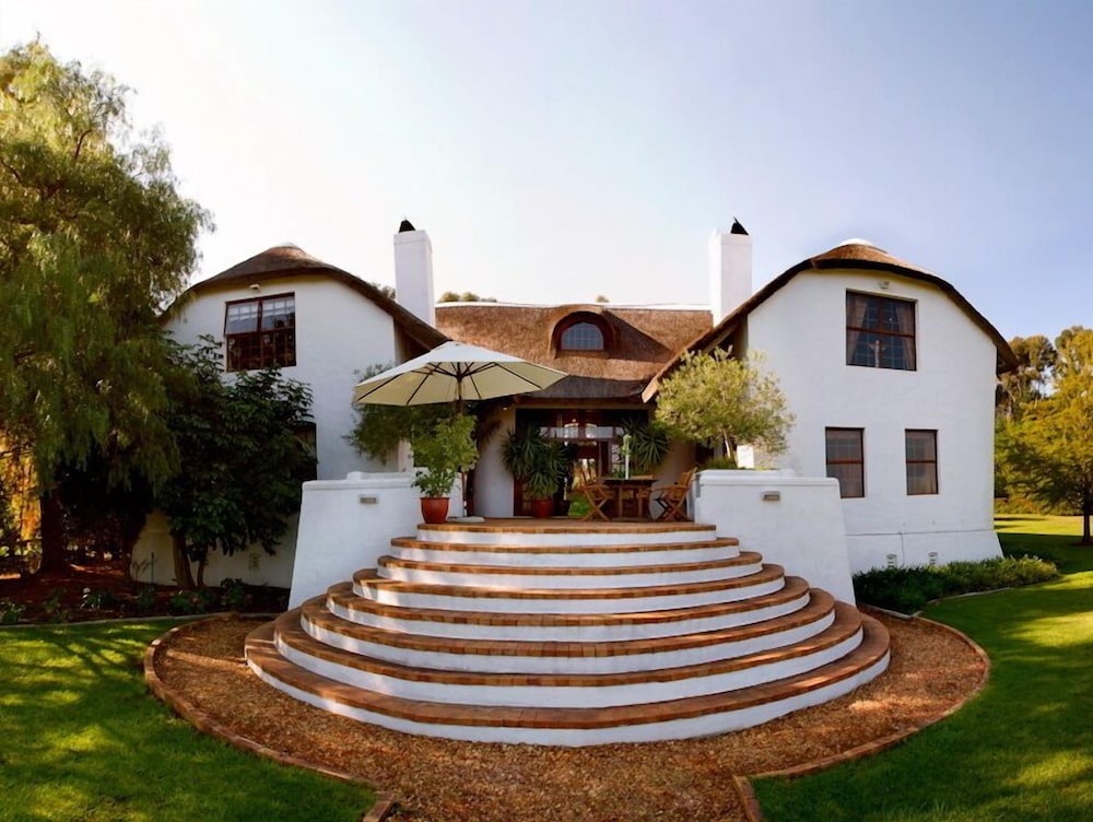 Marianne Wine Estate 56/60