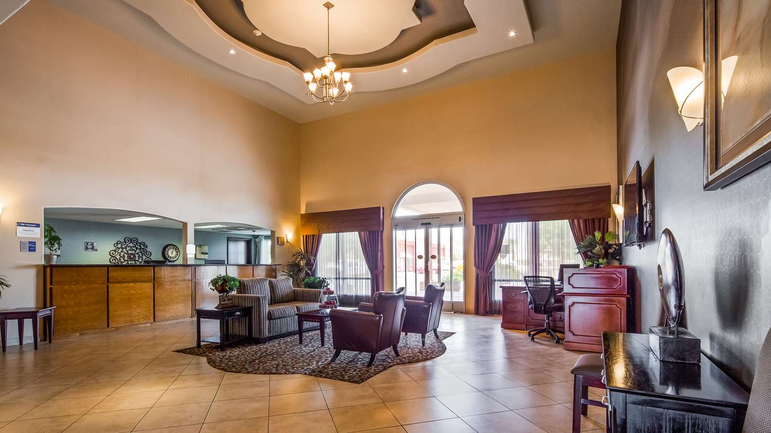 Best Western Plus Main Street Inn 25/38