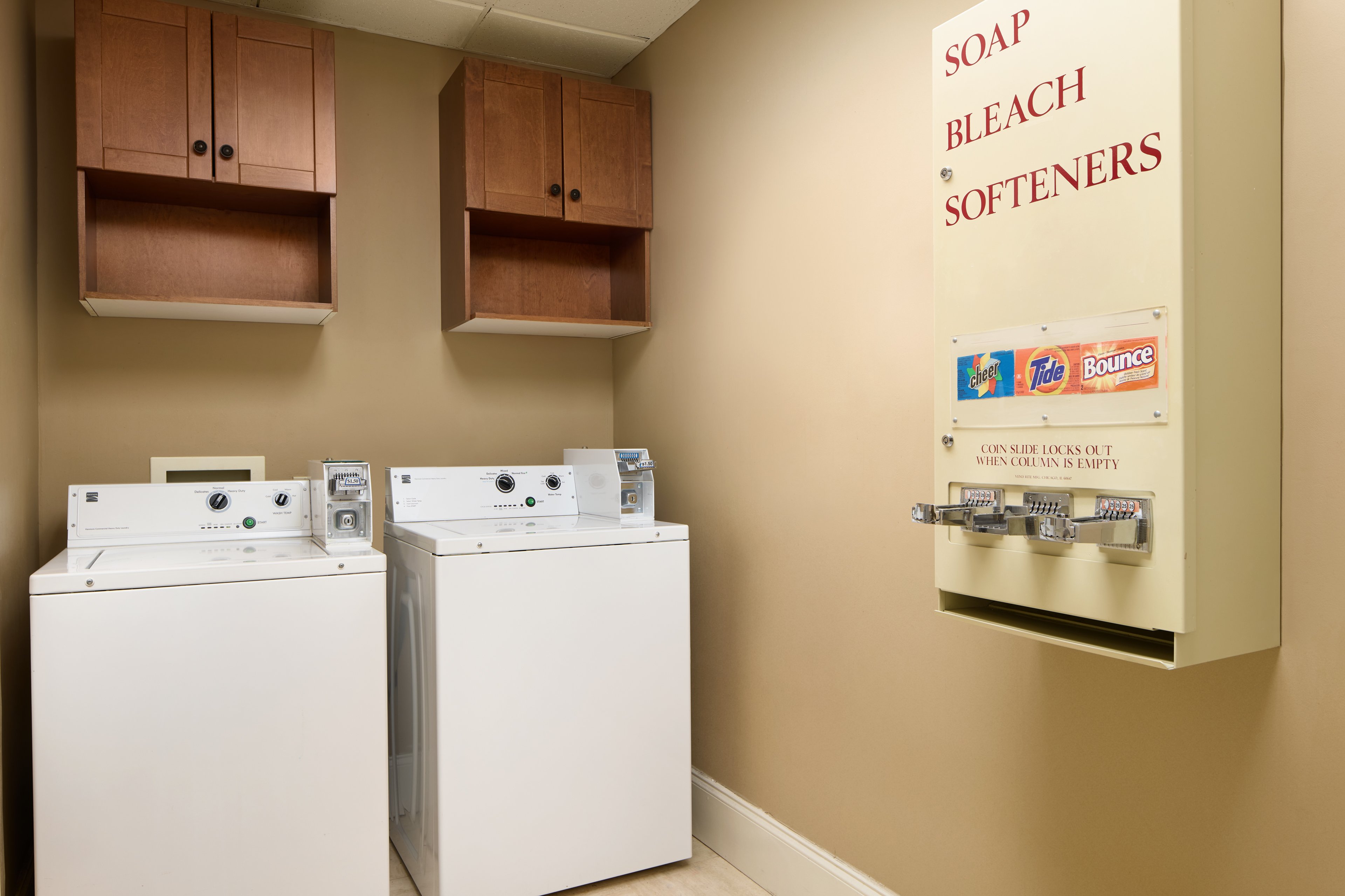 Holiday Inn Express & Suites Alpharetta - Windward Parkway 29/33
