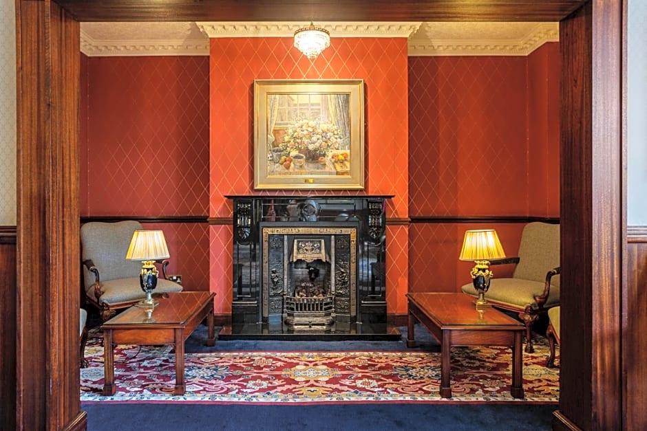 SEVEN OAKS HOTEL 38/46