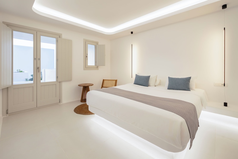 Santorini Dreams Villas 12/50