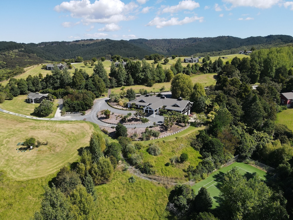 Woodhouse Mountain Lodge 39/50