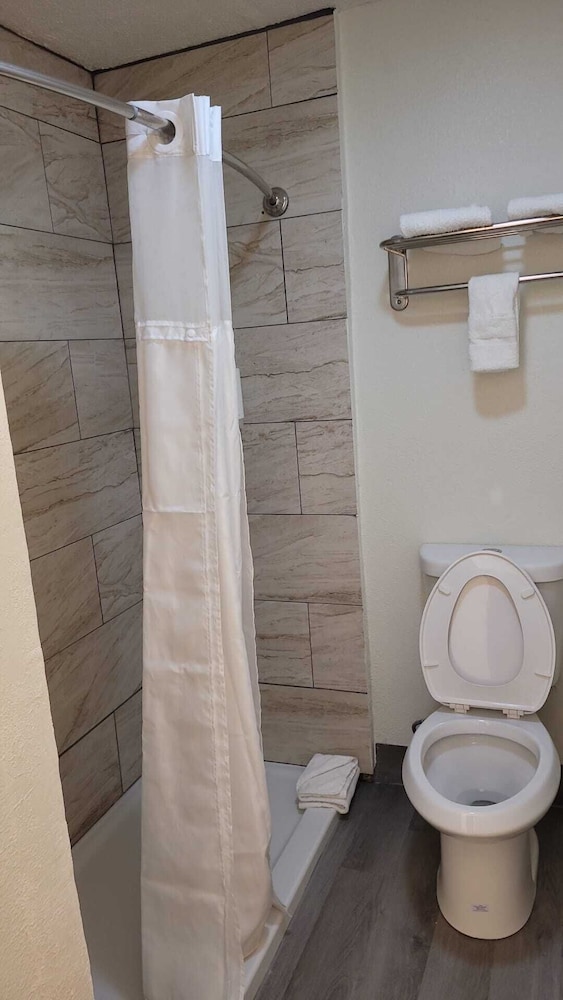 Econo Lodge Las Vegas NM 43/53