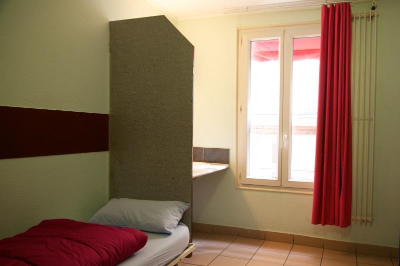 Private, Single Bed, Bunk Bed