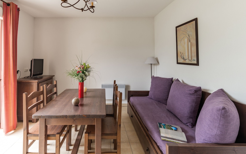Le Domaine des Cazelles by Ateya Vacances 12/50