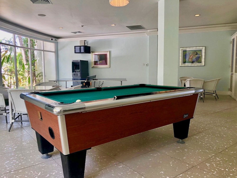 Couples Tower Isle - Adults Only 55/65