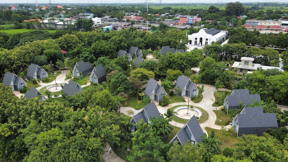 Sabai Hotel & Plaza 34/50