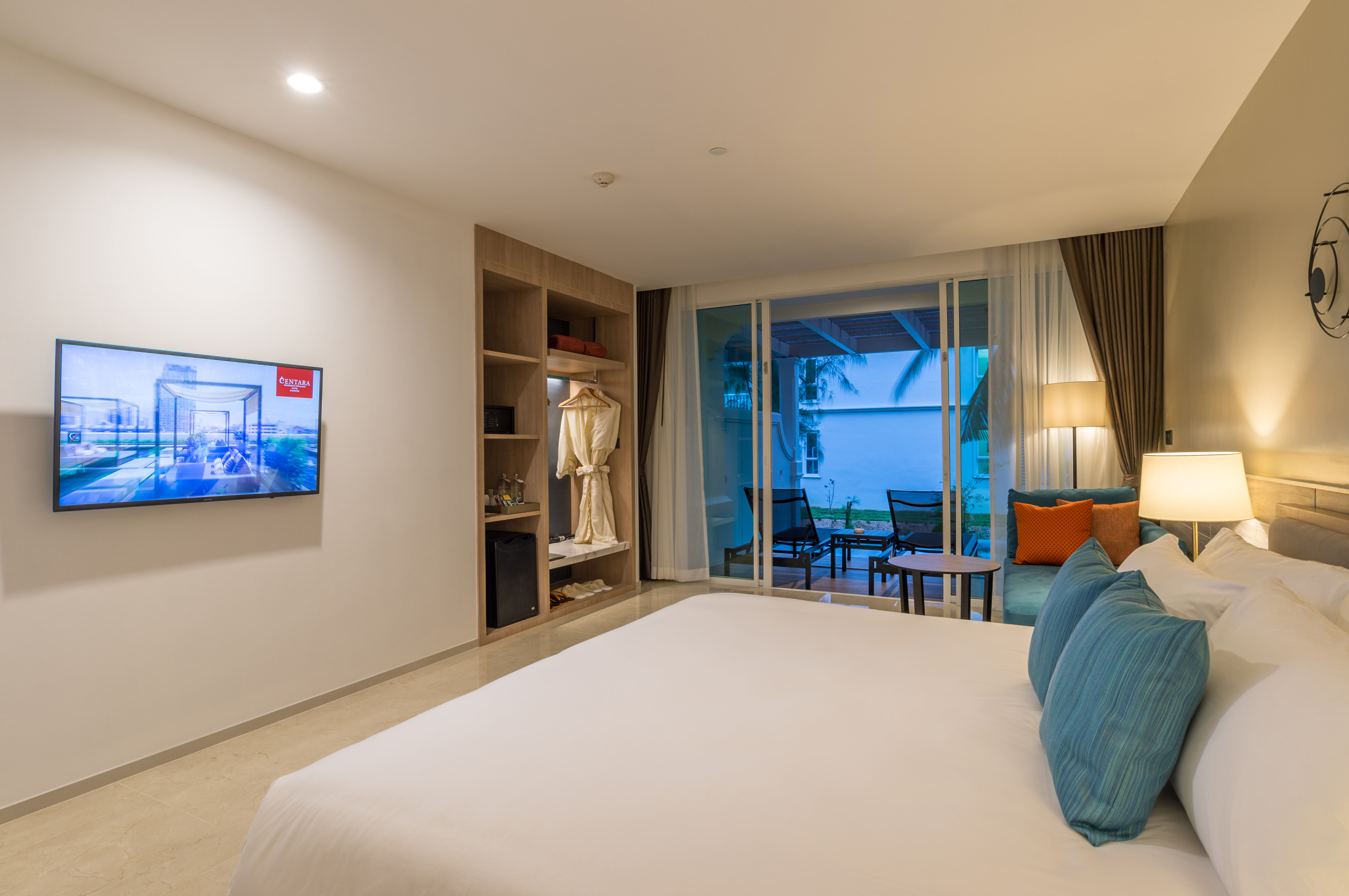 Premium, Deluxe, 2 Double Beds, Pool Terrace