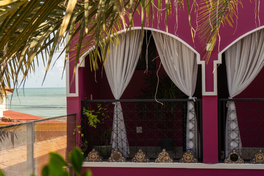 Exotica Boutique Hotel 41/50